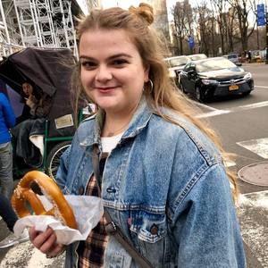 Meet your Posher, Emily